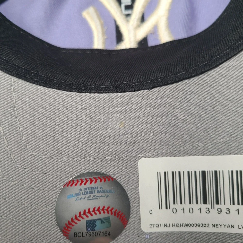 New York Yankees Hat Fitted 7 1/2 New Era 59Twenty Purple Faded MLB Baseball Men
